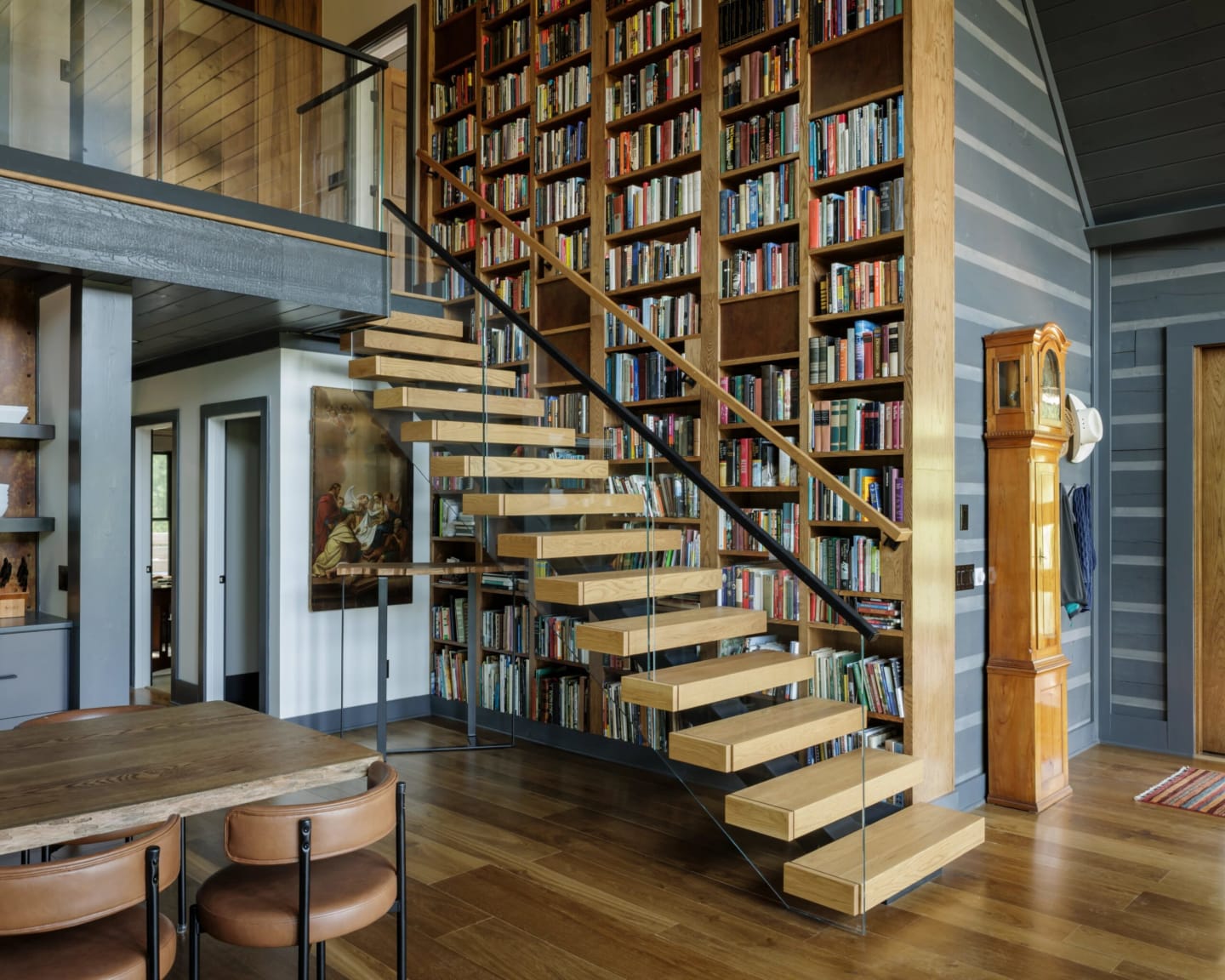 Straight Stack Stringer | Glass Railing | Viewrail | Viewrail