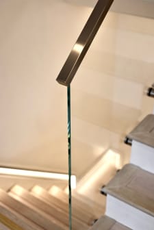 Standoff-pin glass railing detail