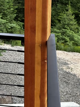 Cable railing post detail