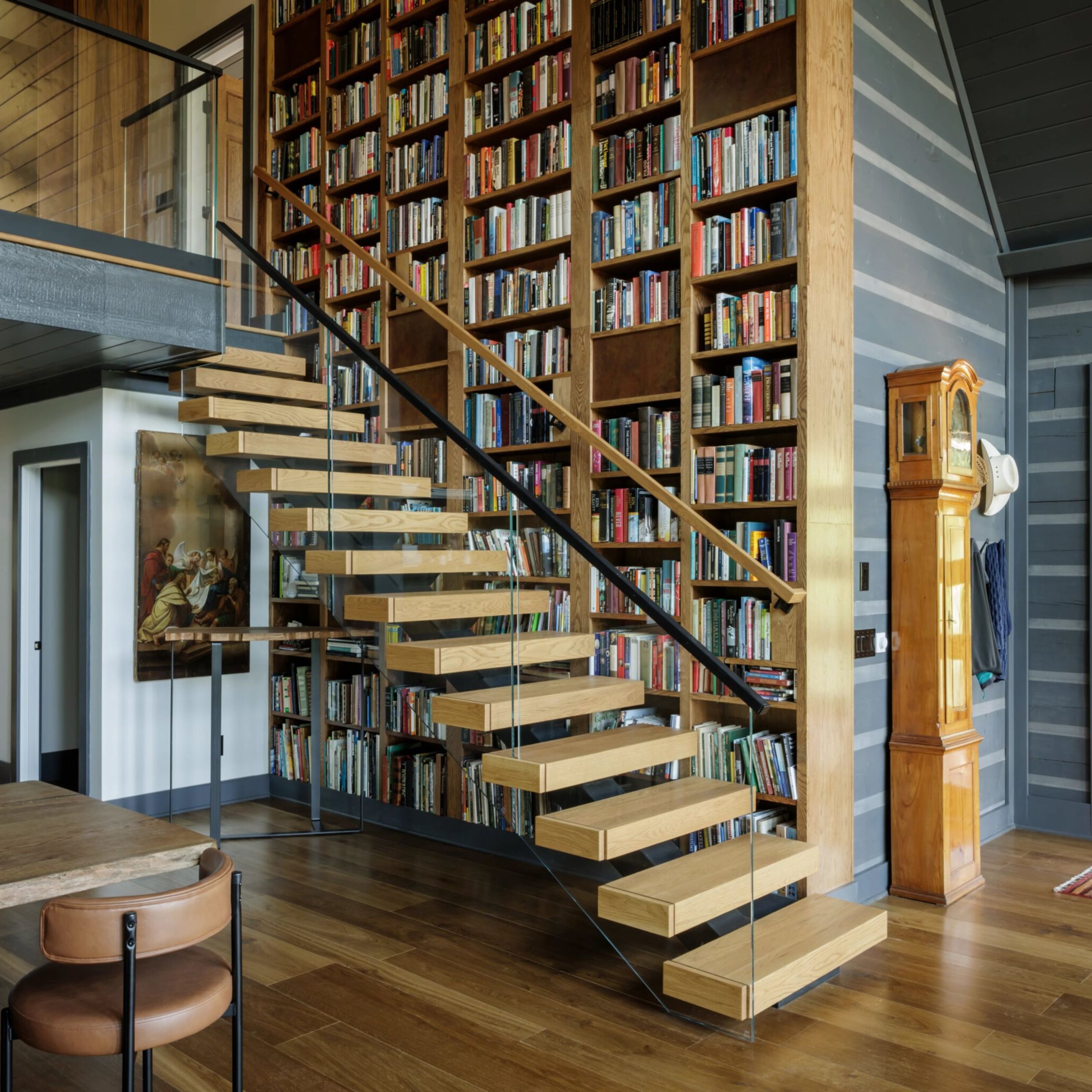 Straight Mono Stringer with Glass Railing | Viewrail