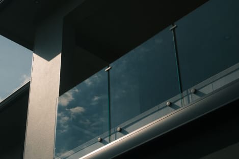 Standoff glass balcony detail