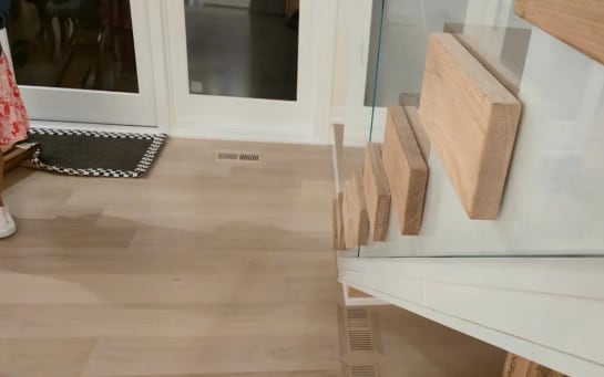 Glass and oak stair detail
